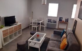 Appartement Avec Parking En Residence 4 Personnes 15Min Plage